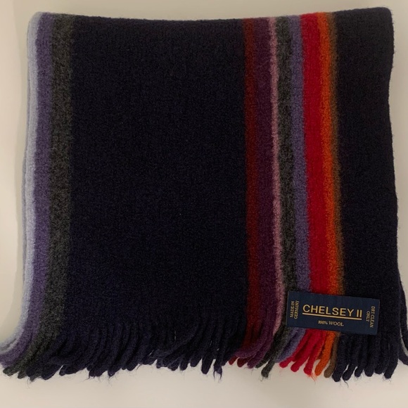 CHESLEY II Scarf - Picture 1 of 2